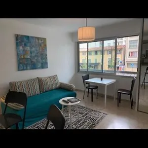 studio-a-50-metres-de-la-promenade-des-anglais.fr-provencehotel.com/