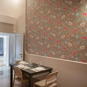apt-buonarroti-boutique.it-tuscanyhotel.com/